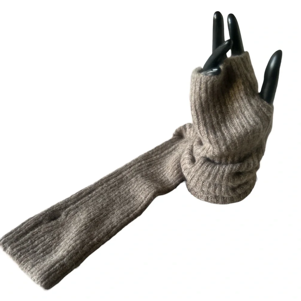 ZARA Cozy Light Brown Ribbed Knit Fingerless Gloves Women’s Size NEW WITHOUT TAG